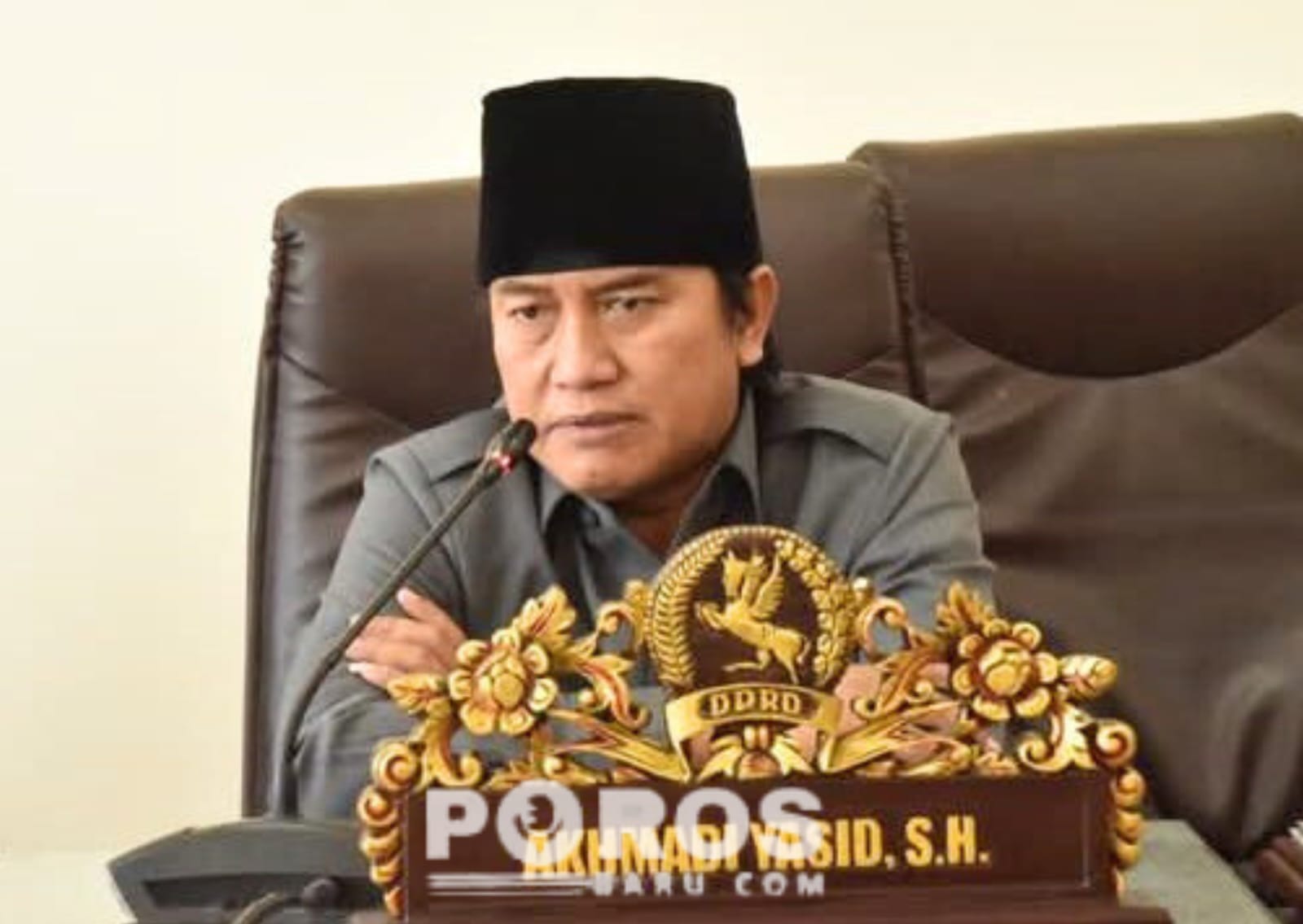 Anggota Komisi III DPRD Kabupaten Sumenep, Ahmad Yazid, menyampaikan pernyataan mengenai risiko pertambangan Galian C tanpa izin menyusul insiden yang terjadi di Kecamatan Pragaan.