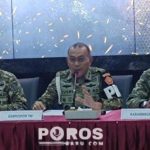 Komandan Puspom TNI, Mayjen TNI Yusri Nuryanto saat konfrensi pers terkait pelaku penyiraman air keras pada aktivis KontraS di Mabes TNI.