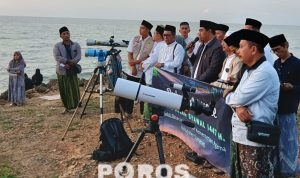 Suasana saat Kemenag Sumenep melalui H. Muhammad Mabrur membuka kegiatan tersebut di Pantai Tanaros.