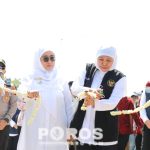 Gubernur Jawa Timur, Khofifah Indar Parawansah beserta eks Wakil Bupati Sumenep Nyai H. Dewi Khalifah saat meresmikan pelabuhan Dungkek pada tahun 2023 lalu.