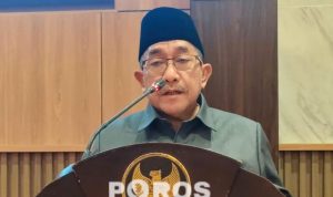 Wakil Bupati Sumenep, K. H. Imam Hasyim saat membacakan nota penjelasan tiga Raperda usulan Pemkab Sumenep tahun 2026.
