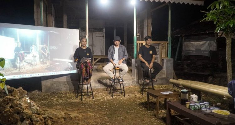 Parron Culture Space menyoroti Raperda Keris Sumenep yang dinilai mengulang logika kebijakan kolonial Hinda Belanda pada 1864 di Madura.