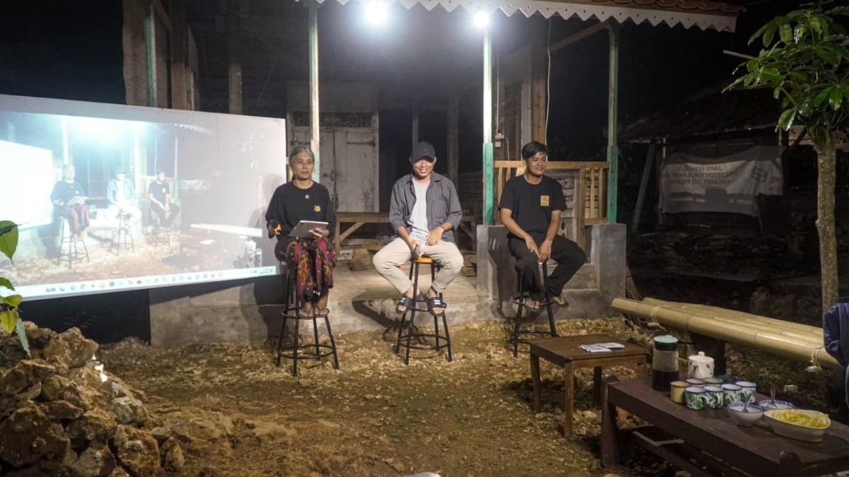 Parron Culture Space menyoroti Raperda Keris Sumenep yang dinilai mengulang logika kebijakan kolonial Hinda Belanda pada 1864 di Madura.