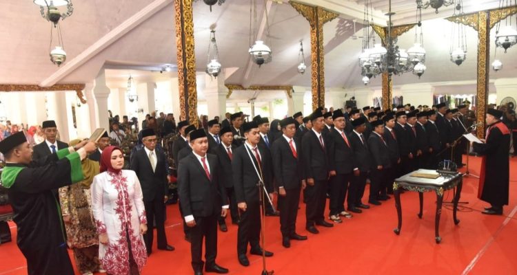 IKG Sumenep mengalami penurunan. Ketimpangan masih terjadi di dimensi pemberdayaaan, termasuk lulusan terkhir dan keterwakilan perempuan di legisltif sumenep.