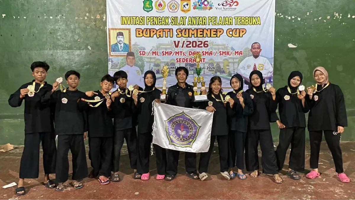 SMPN 1 Lenteng, Sumenep, sabet juara umum 2 di Kejuaraan Pencak Silat Bupati Cup 2026.
