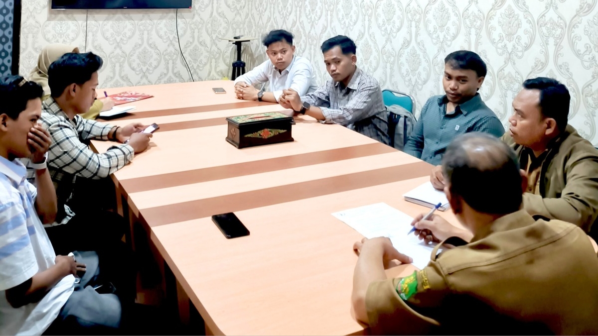 Sapear of justice menggelar audiensi dengan DPMD Sumenep soal E-voting Pilkades Sumenep.