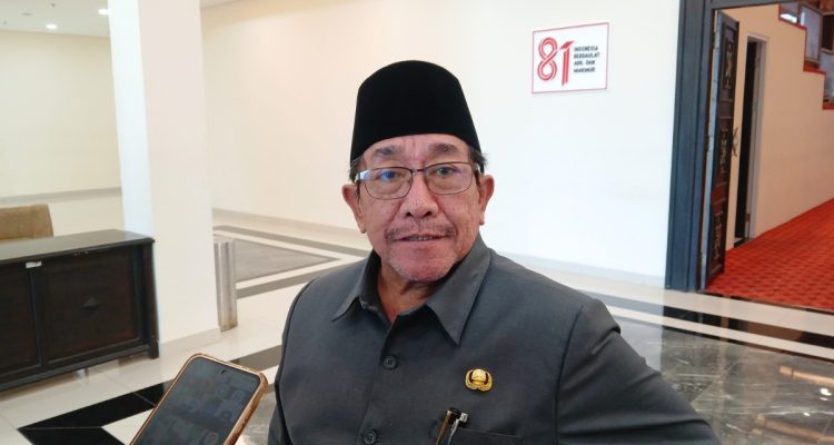 Wabub Sumenep, KH Imam Hasyim saat menghadiri paripurna Perubahan APBD Sumenep 2026.