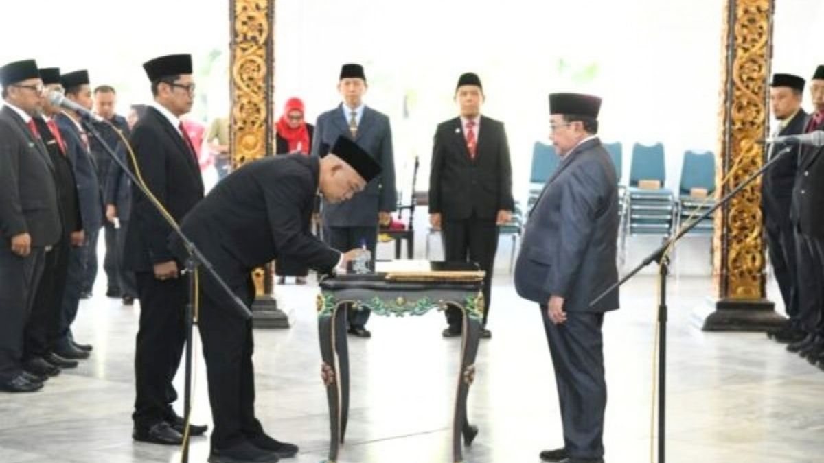 55 Pejabat Sumenep Bergeser, Sejumlah Kabid Dapat Posisi Baru 1 55 pejabat adnimistrator Sumenep dilantik Wabub Sumenep