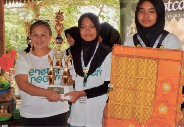 Eco Rangers Sumenep 2026, 40 Pelajar Madura Belajar Kelola Sampah dan Tanam Mangrove 7 Eco Rangers Sumenep 2026, 40 Pelajar Madura Belajar Kelola Sampah dan Tanam Mangrove