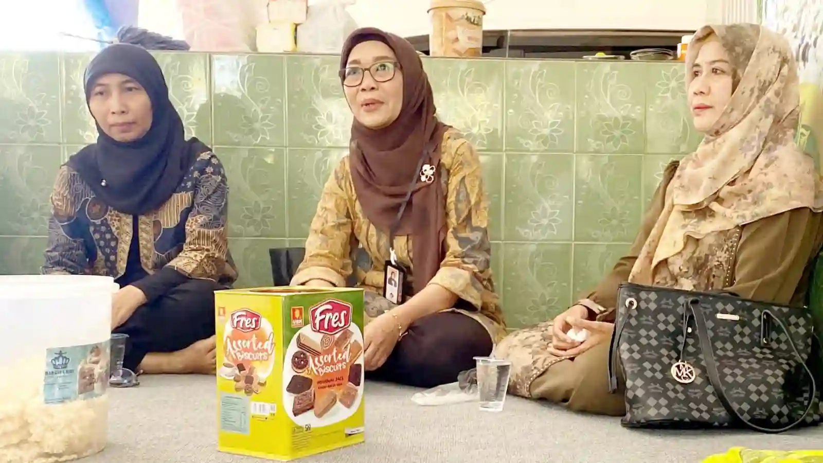 RS BHC Sumenep Takziah Ke Rumah Deni, Keluarga Pertanyakan Dugaan Malapraktik 1 RS BHC Sumenep